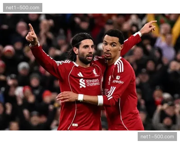 桑切斯停赛加拉塔萨雷防线重组 利物浦迎来翻盘良机